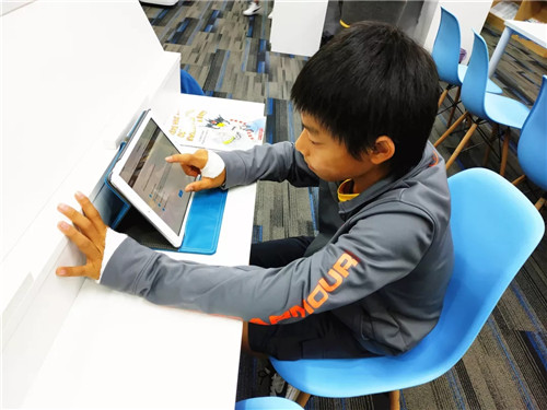 兩個(gè)月 讀完15本書(shū) 英語(yǔ)等級(jí)從2.1升至4.0 —學(xué)員Daniel學(xué)習(xí)歷程回顧